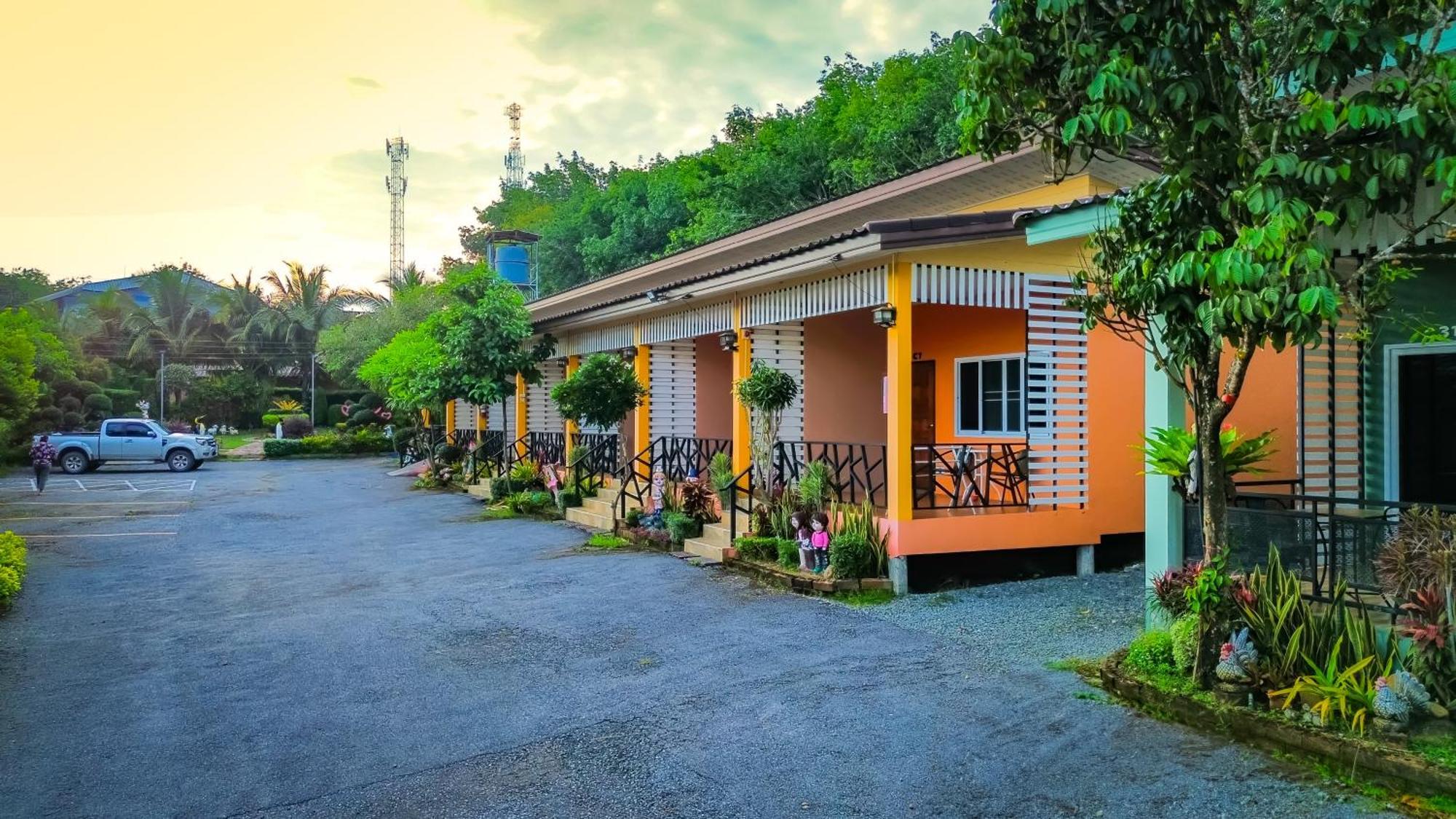 Baan Suan Mee Tang Hotel Chanthaburi Eksteriør billede