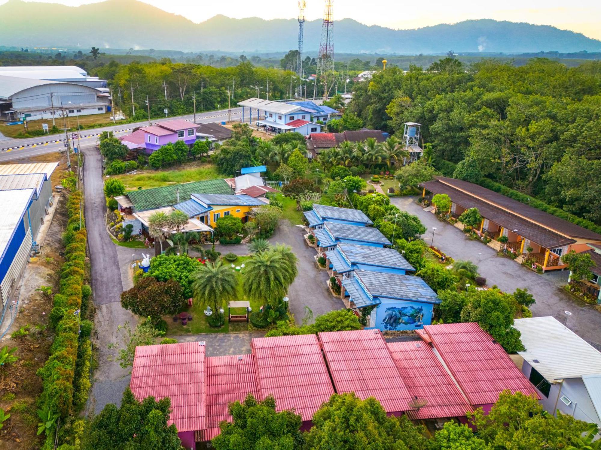 Baan Suan Mee Tang Hotel Chanthaburi Eksteriør billede