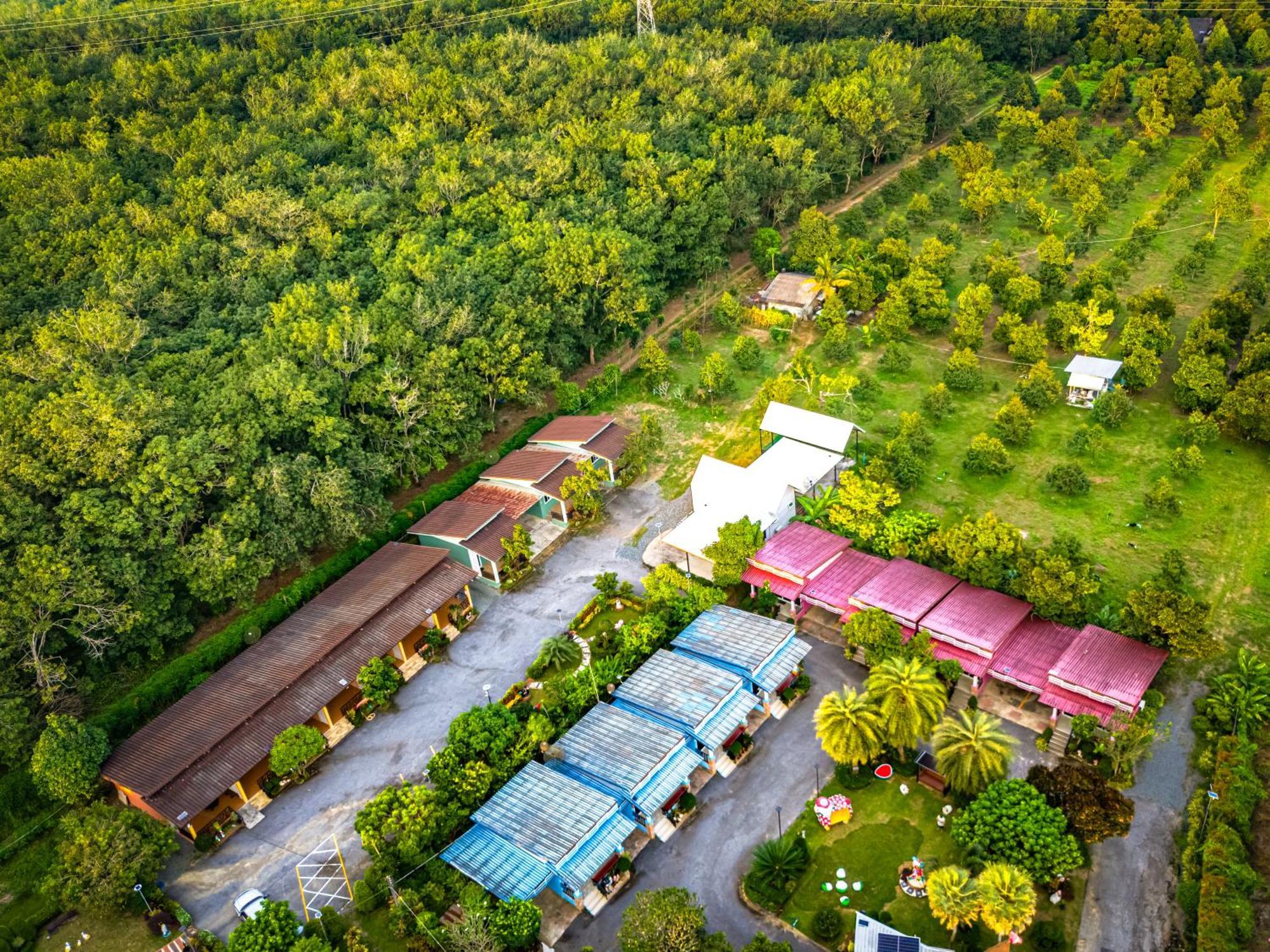 Baan Suan Mee Tang Hotel Chanthaburi Eksteriør billede