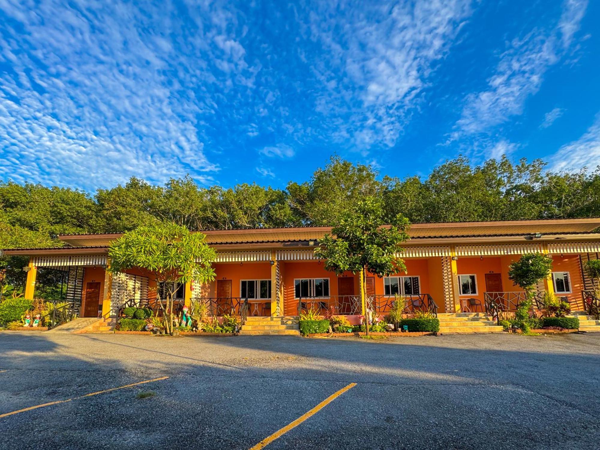Baan Suan Mee Tang Hotel Chanthaburi Eksteriør billede